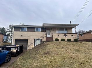 825 Westbury Rd, North Versailles, PA 15137