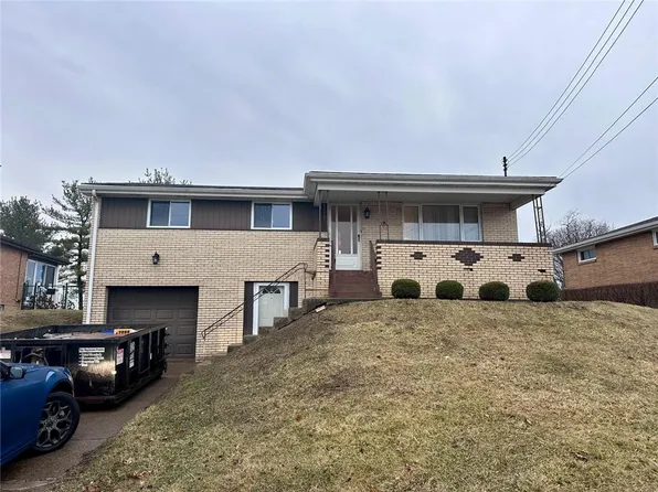 825 Westbury Rd, North Versailles, PA 15137