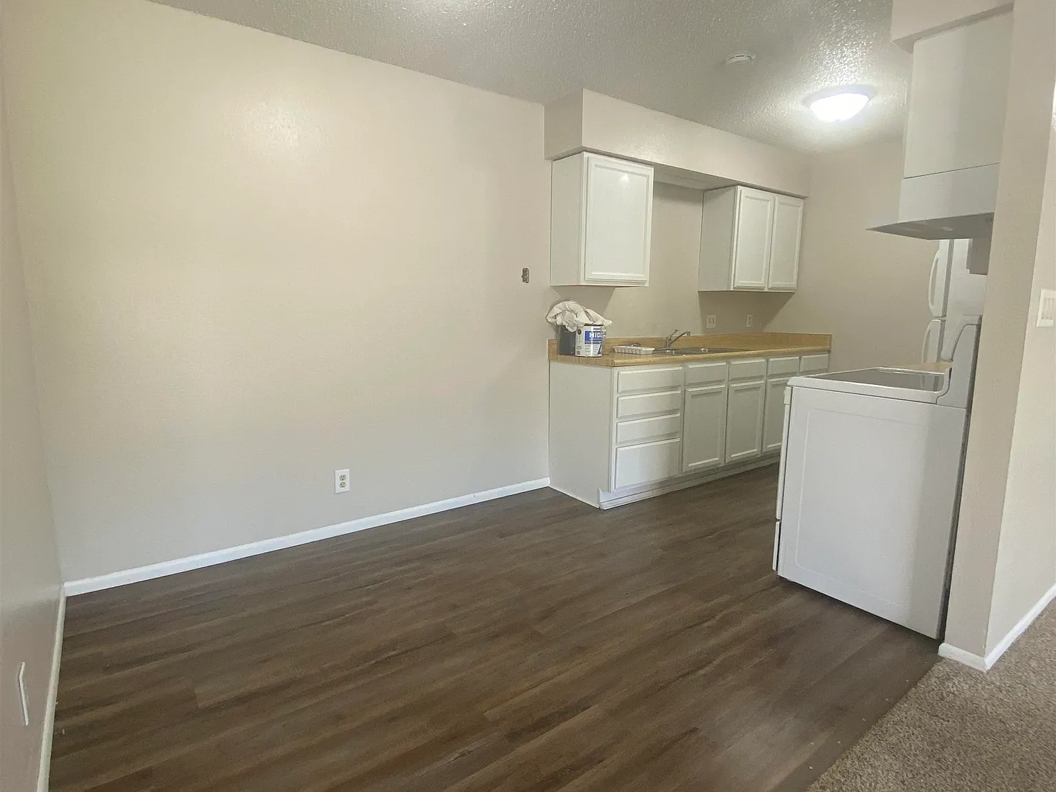 1 bed, $850 — Photo 2
