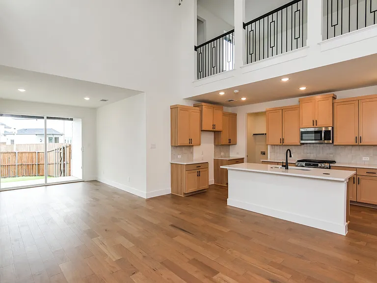14541 Durant Ln — Photo 5