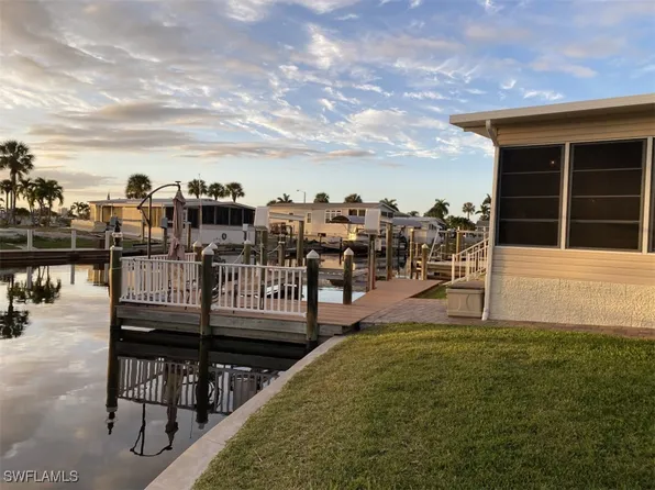 17680 Peppard Dr, Fort Myers Beach, FL 33931
