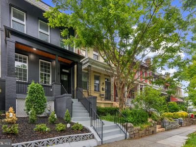 1129 8th St NE, Washington, DC, 20002