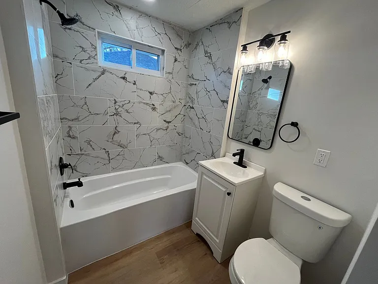 3343 N 40th Ave — Photo 10