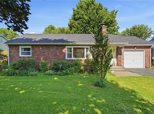 646 S 3rd St, Sharpsville, PA 16150