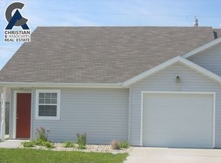 602 Goodrich Dr, Manhattan, KS 66502