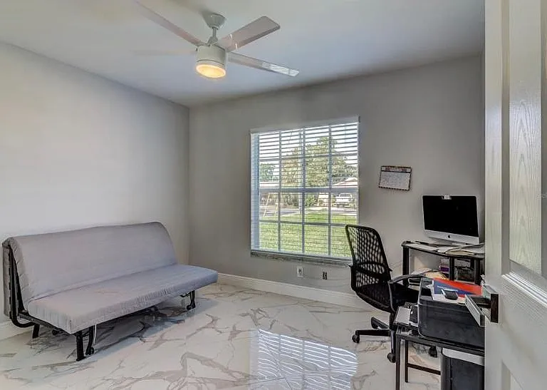 5452 Ashland Dr — Photo 36