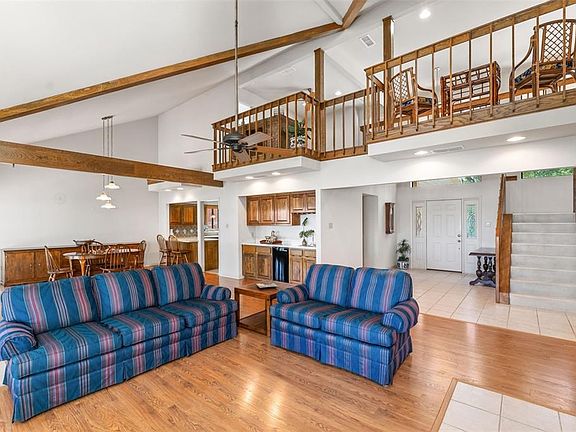 2nd image of 45 Lakeside Dr