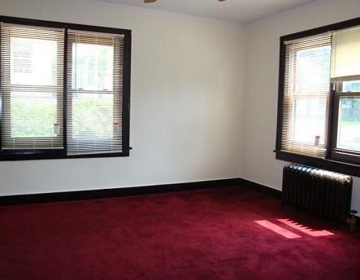 3rd image of 65 Houston Ave