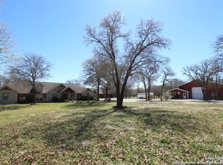 7395 Fm 775, La Vernia, TX 78121