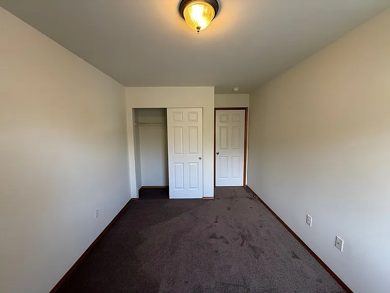 18230 28th Dr SE — Photo 31