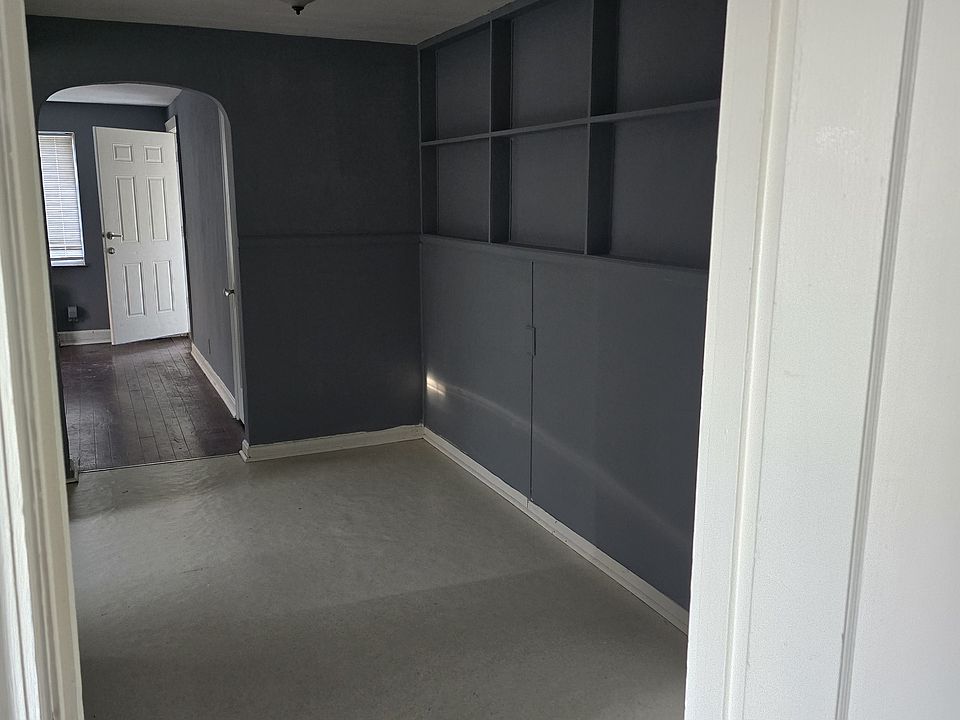 1st image of 1662 Summit Rd APT 2