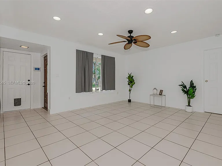 8690 NW 24th Pl — Photo 5