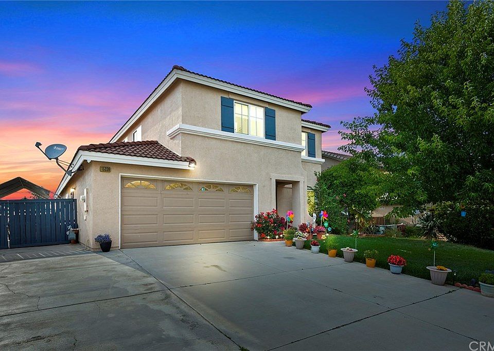1st image of 15339 La Palma Way