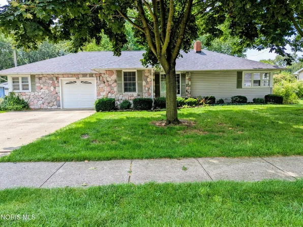 205 W Curtis St, Stryker, OH 43557