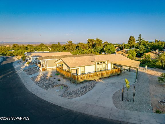 3rd image of 407 Boulder Lane