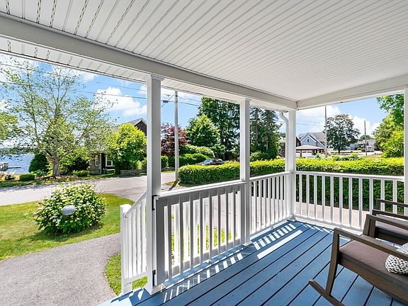 3rd image of 341 Seaview Ave