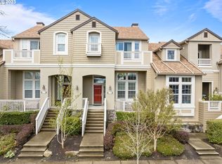 6355 NE Brighton St, Hillsboro, OR 97124