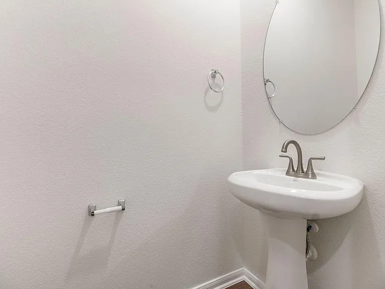418 Magnolia St — Photo 19