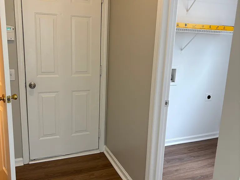 2435 Normancrest Ct — Photo 19