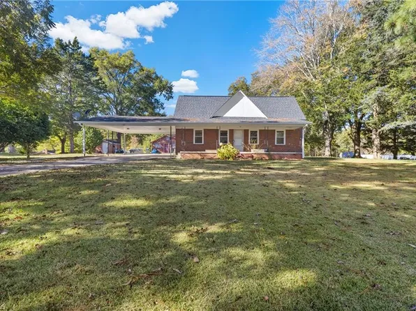 528 Aileen Ave, Biscoe, NC 27209