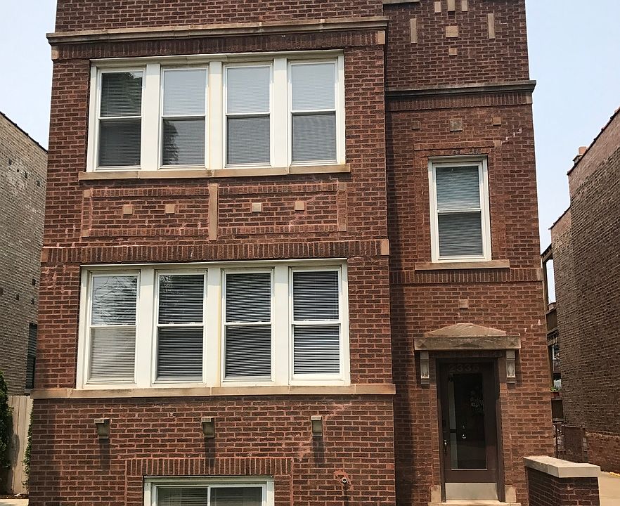 1st image of 2336 W Melrose St APT 2