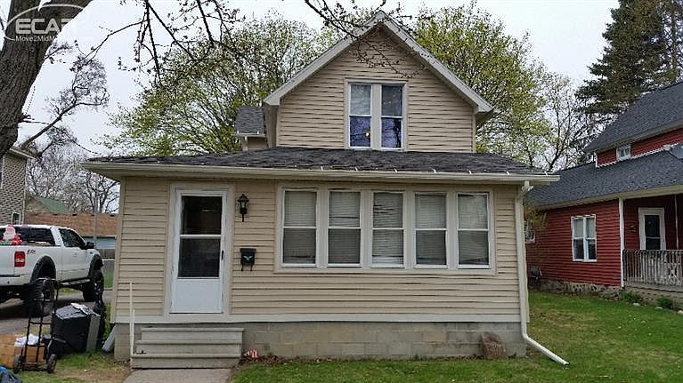 1st image of 307 N Mackinaw St