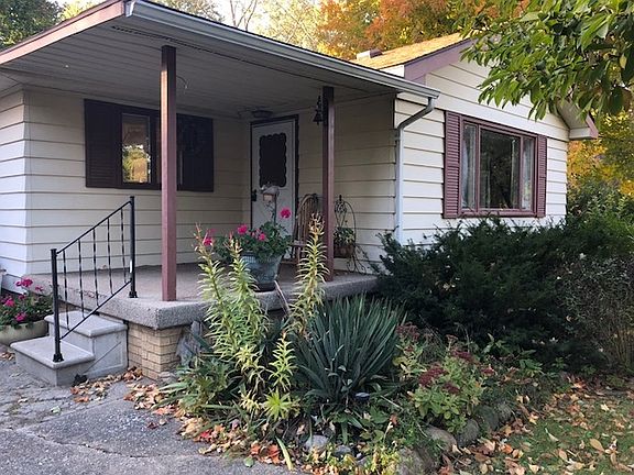3rd image of 10503 Leann Dr