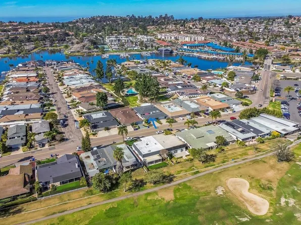 1715 San Pablo Dr, San Marcos, CA 92078