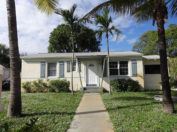 3rd image of 318 NW 1st Ave