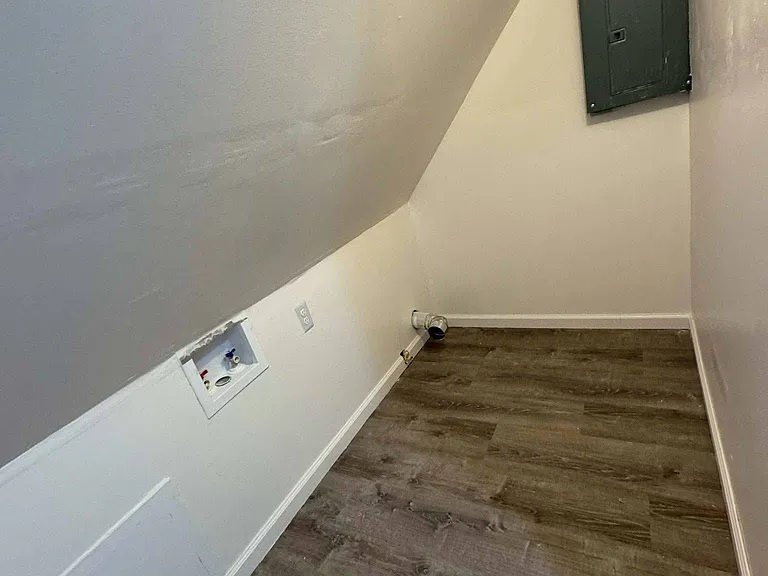 2245 Holbrook St #3 — Photo 8