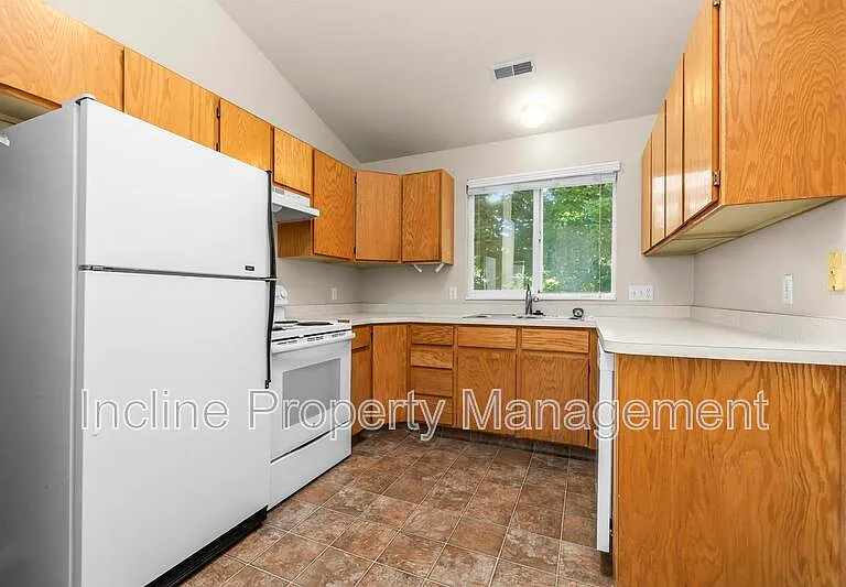756 N 1060 W — Photo 5