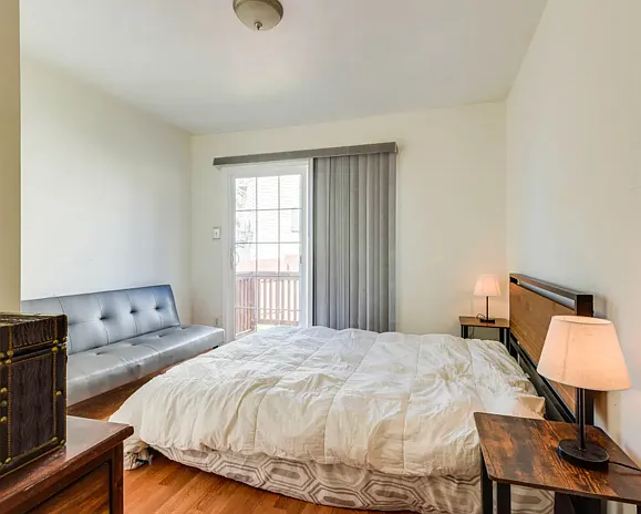 40 Niantic Ave — Photo 6
