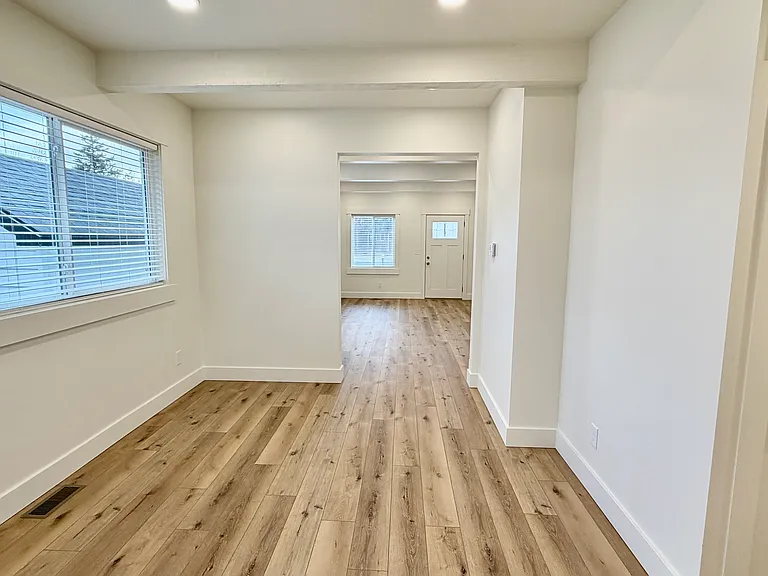 145 N Byron Ave #A — Photo 6