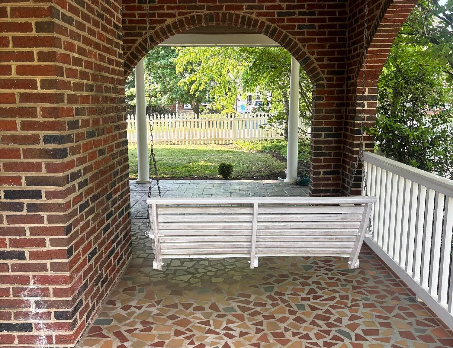 4 bed, 3.0 bath, 2600 sqft, $3,550 — Photo 3