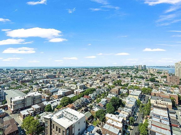 5th image of 6040 Boulevard East Unit 30B