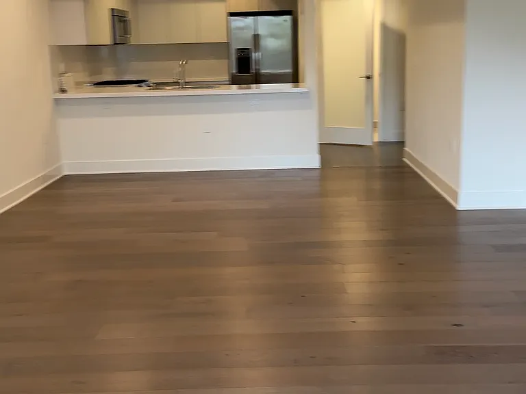 Premier Beverly Grove at Blackburn — Photo 11