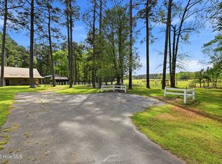 2639 Nc Highway 211, Clarkton, NC 28433
