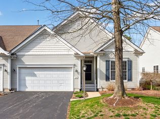 6 Champlain Cir, Plymouth, MA 02360