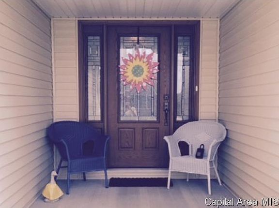 3rd image of 505 Glenn Dr