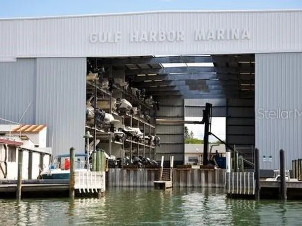 100 Circuit Rd #S-111, Nokomis, FL 34275