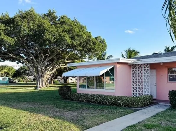 260 South Blvd APT A, Boynton Beach, FL 33435