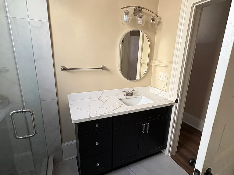 2331 Columbus St — Photo 10