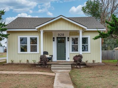 928 S 2nd St, Chickasha, OK, 73018