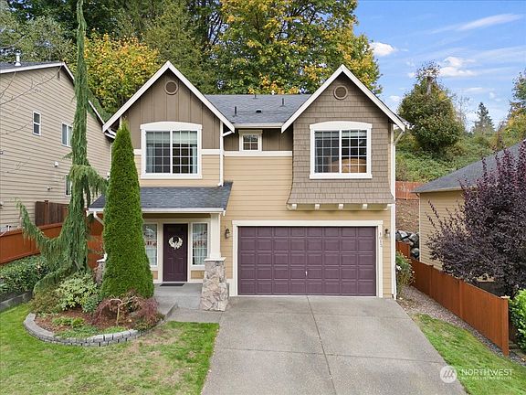 2nd image of 1013 117th Drive SE
