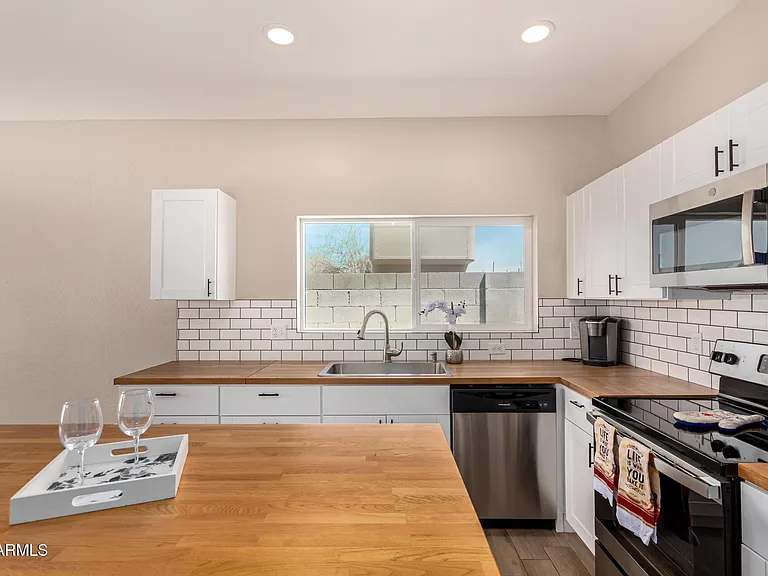 2746 W Pima St #2 — Photo 13