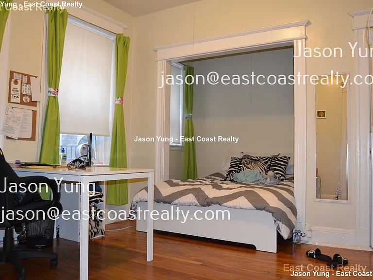 64 Woodstock Ave #4 — Photo 8