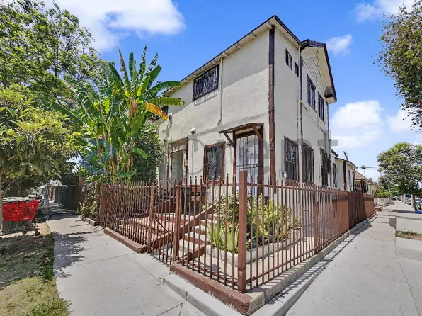 1251 E 59th Pl #B, Los Angeles, CA 90001