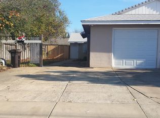 10374 S White Rock Rd APT B, Rancho Cordova, CA 95670