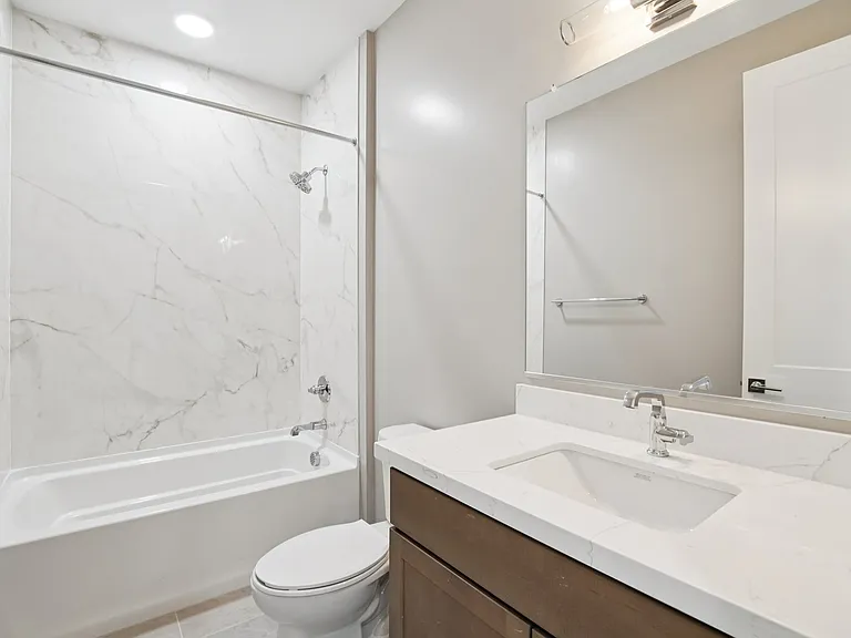 Pasadena Townhomes — Photo 26