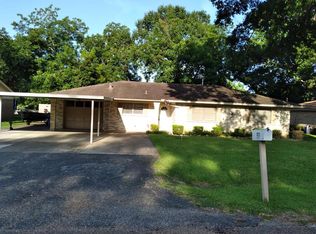 1025 Grove Dr, Angleton, TX 77515